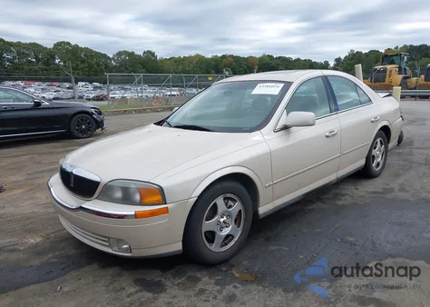 2001 Lincoln Ls V6 Auto/V6 Manual z USA, uszkodzony, nr VIN 1LNHM86S61Y657320